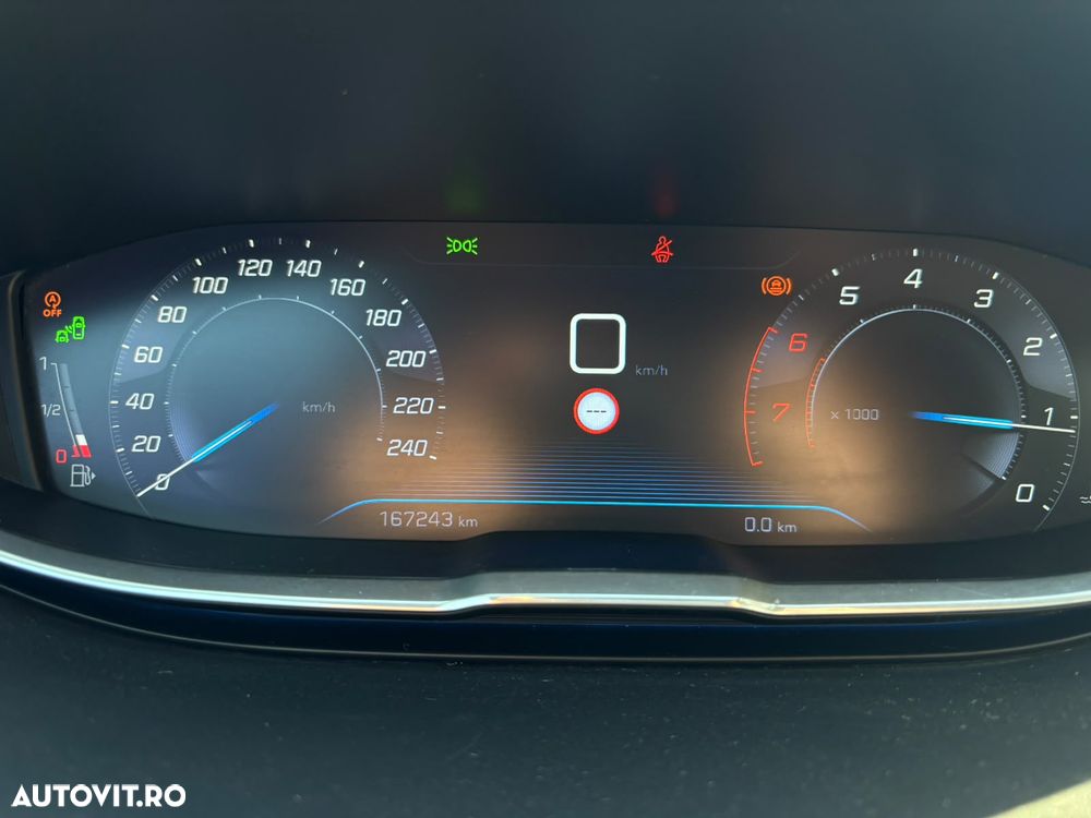 Peugeot 3008 - 16