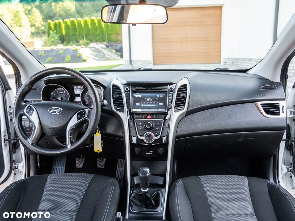 Hyundai i30 blue 1.4 Classic Navigation - 5