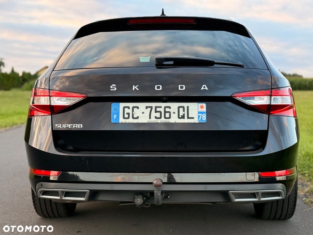 Skoda Superb 1.5 TSI Sportline DSG - 9