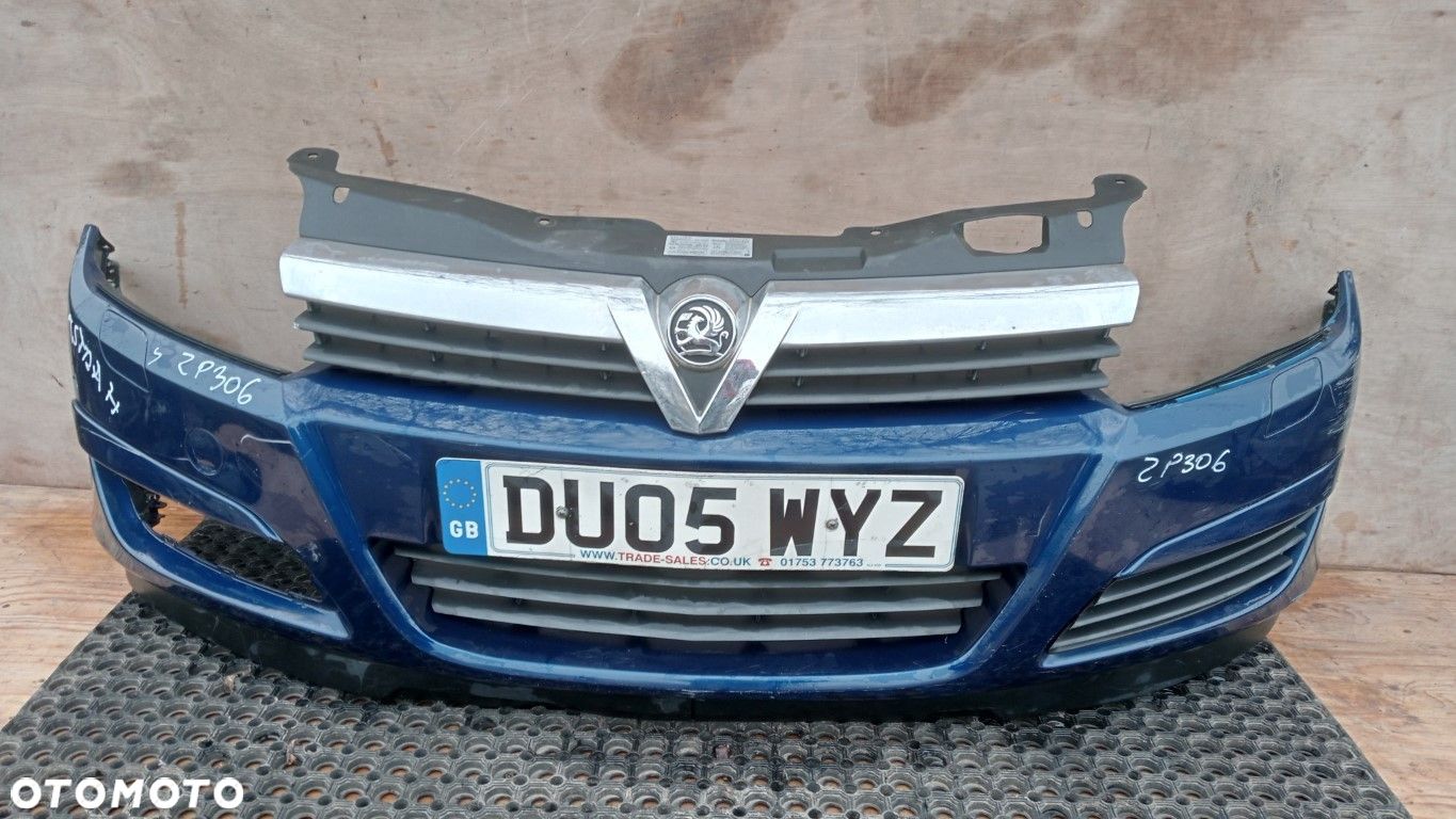OPEL ASTRA H ZDERZAK PRZÓD SPRYSK - 1