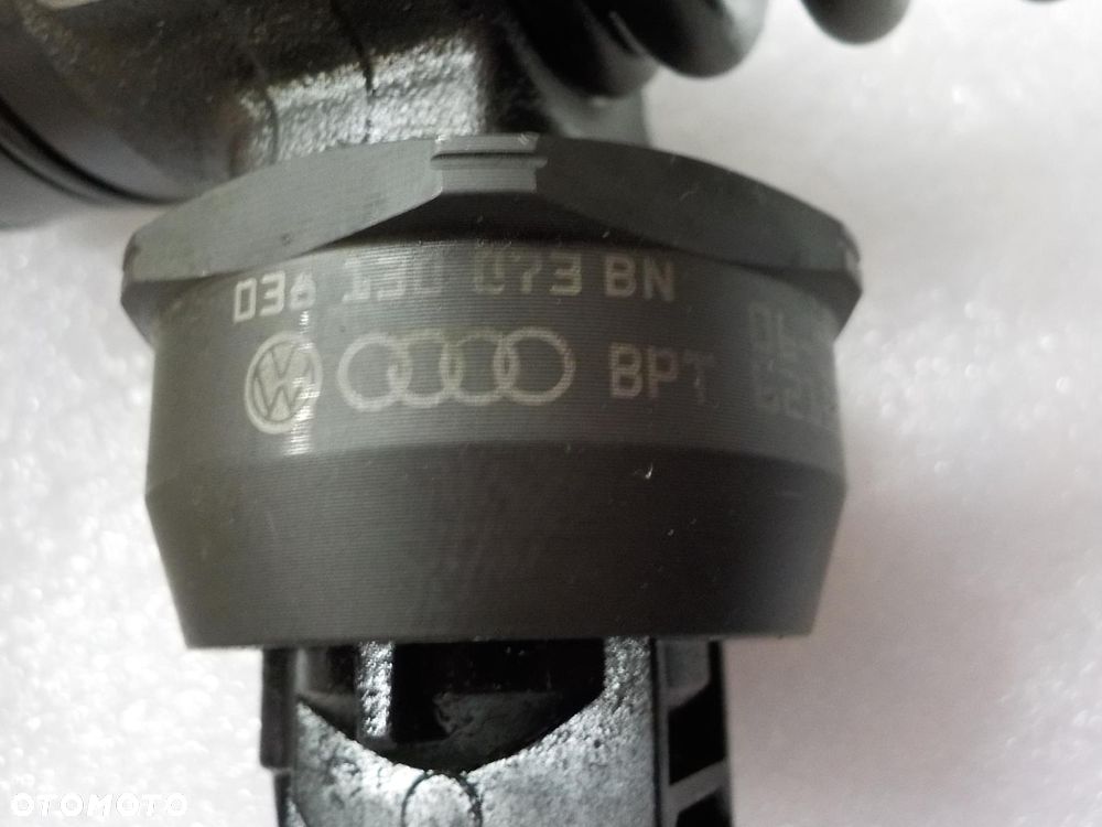 VW T5 1.9 TDI BRS BRR WTRYSK WTRYSKI POMPOWTRYSK 038130073BN - 2
