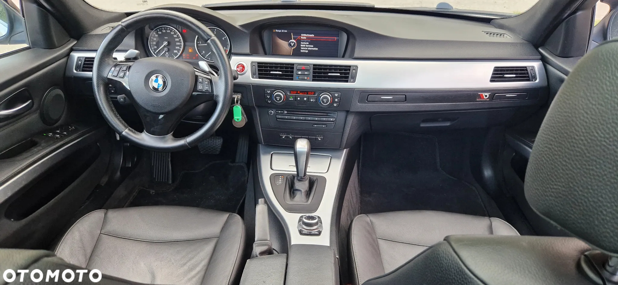 BMW Seria 3 320d DPF Touring - 10