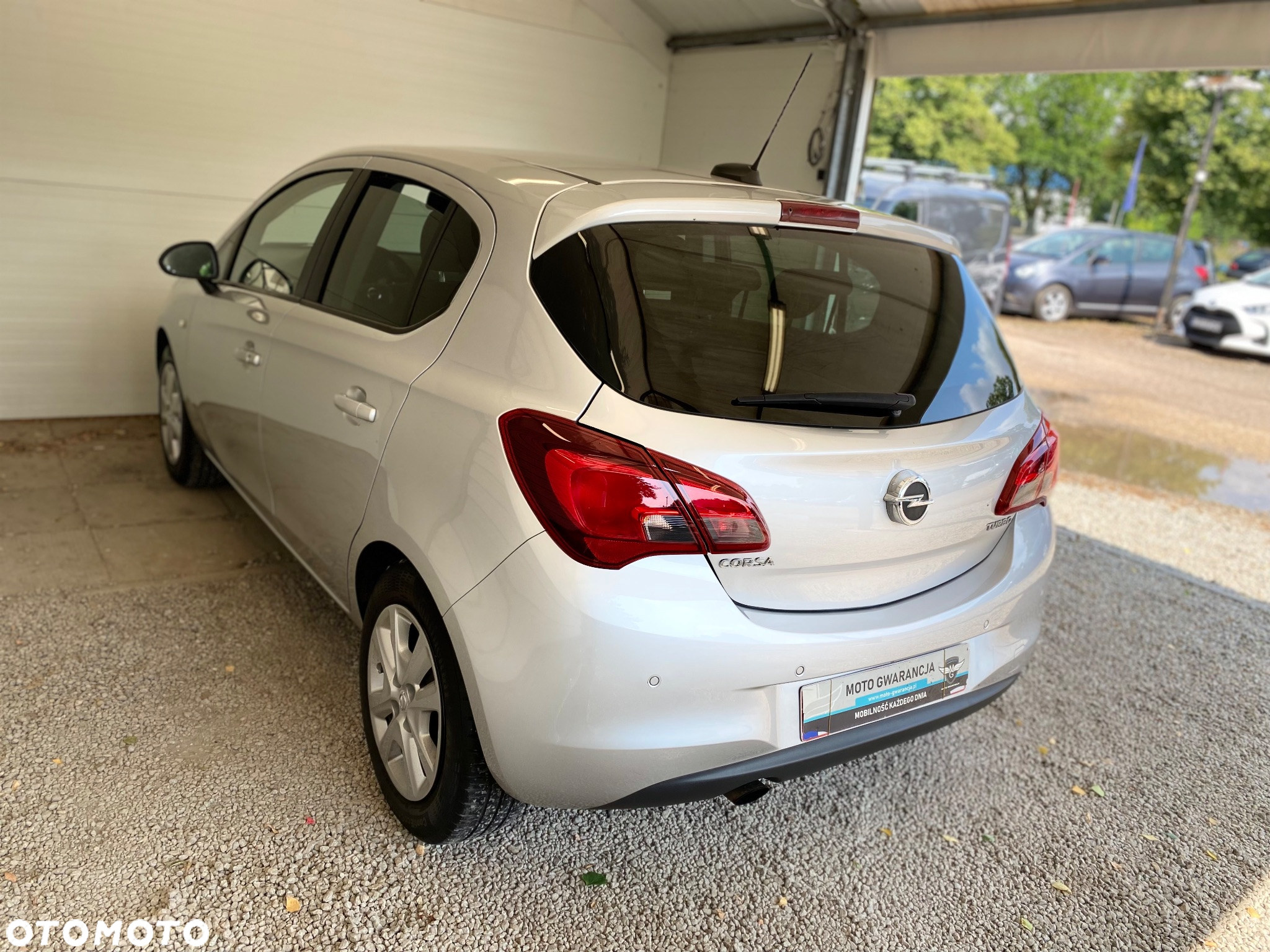 Opel Corsa 1.4 T Cosmo S&S - 4
