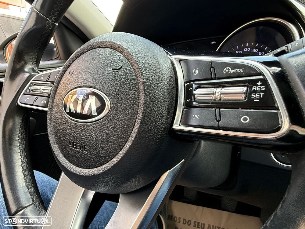 Kia Ceed SW 1.6 CRDi MHEV Drive+SRF - 28