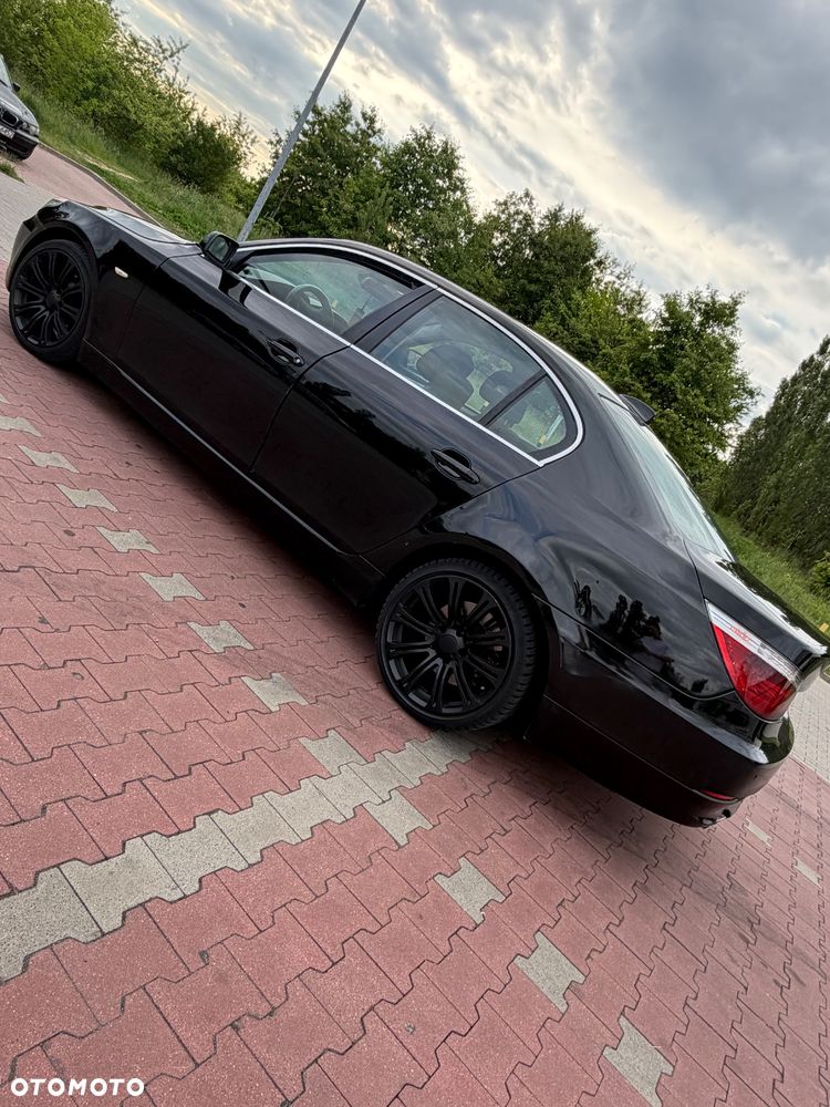 BMW Seria 5 520d - 4