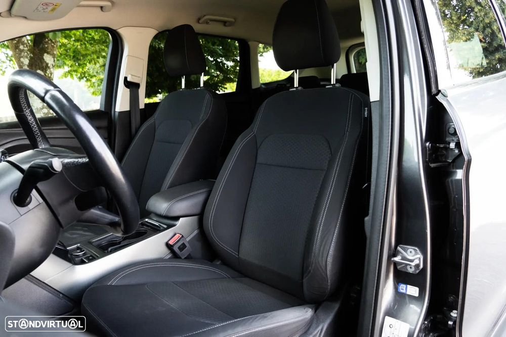 Ford Kuga 1.5 TDCi EcoBlue Titanium - 9