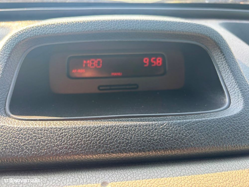 Renault Kangoo 1.5 dCI 70cv - JLL + AR CONDICIONADO - 12