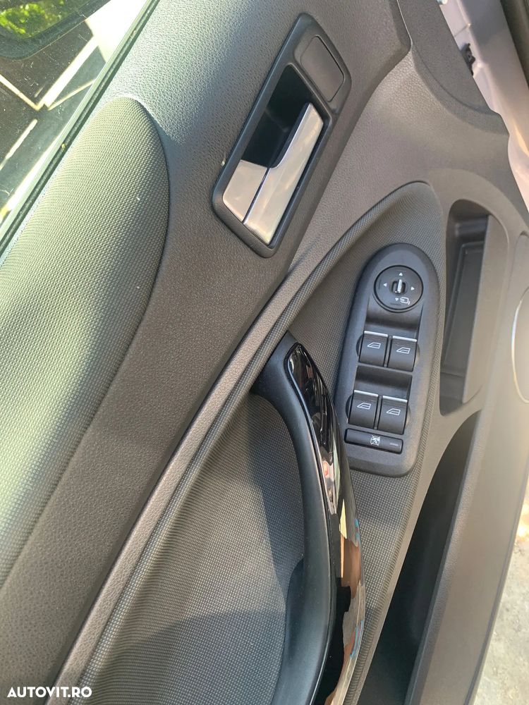 Ford Kuga 2.0 TDCi 4WD Powershift Titanium - 7