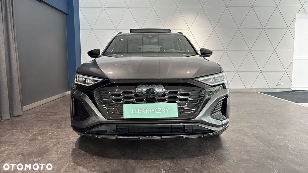 Audi Q8 e-tron - 9
