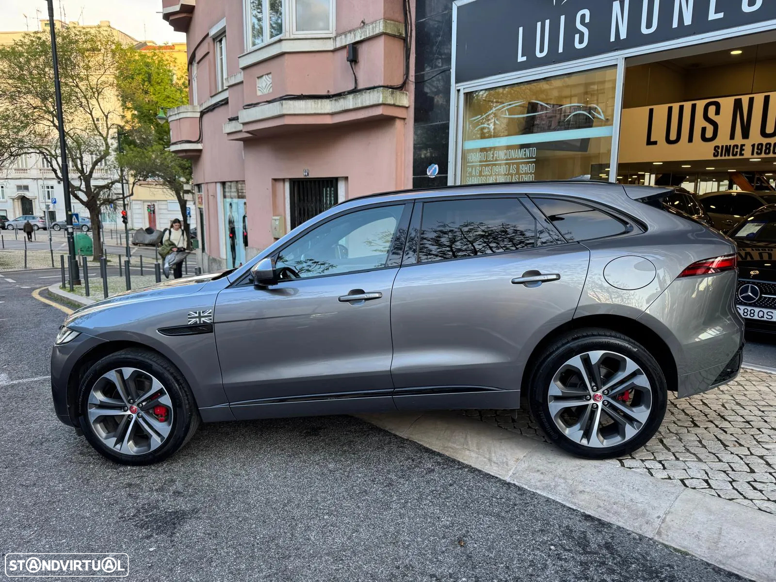 Jaguar F-Pace 2.0 P400e AWD R-Dynamic HSE - 4