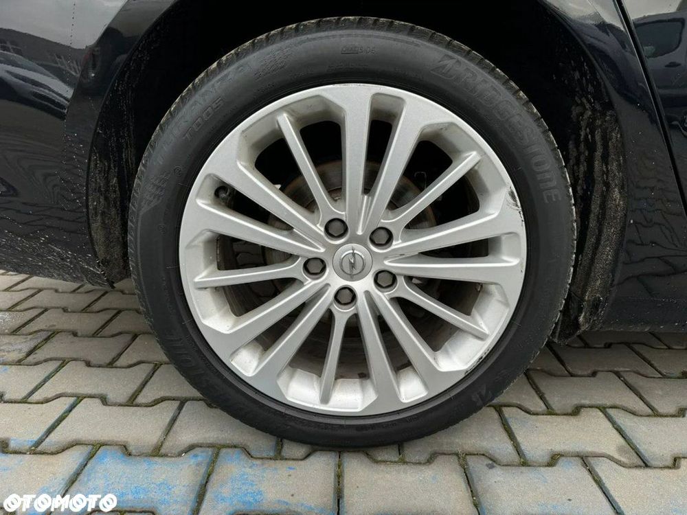Opel Insignia 1.5 T Elite S&S - 12
