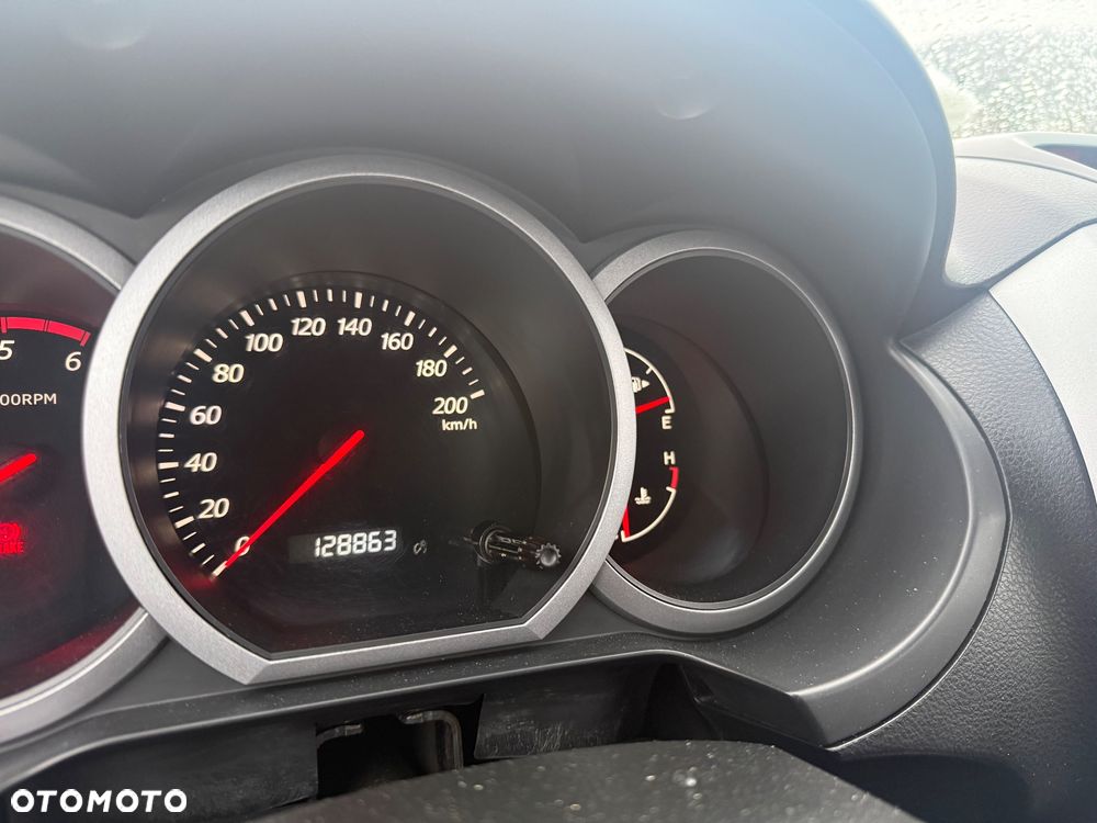 Suzuki Grand Vitara 1.9 DDiS Comfort - 14