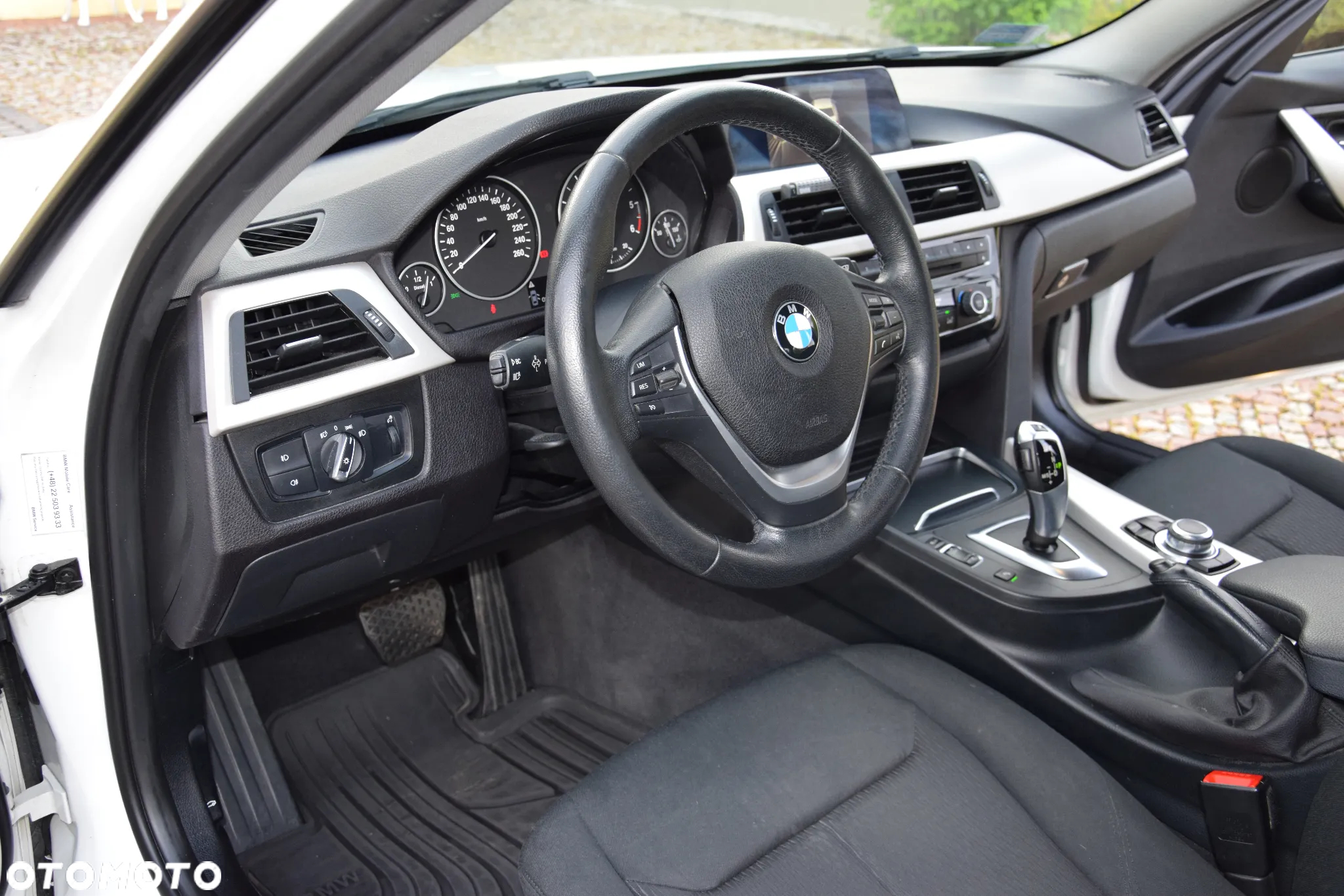 BMW Seria 3 316d - 13