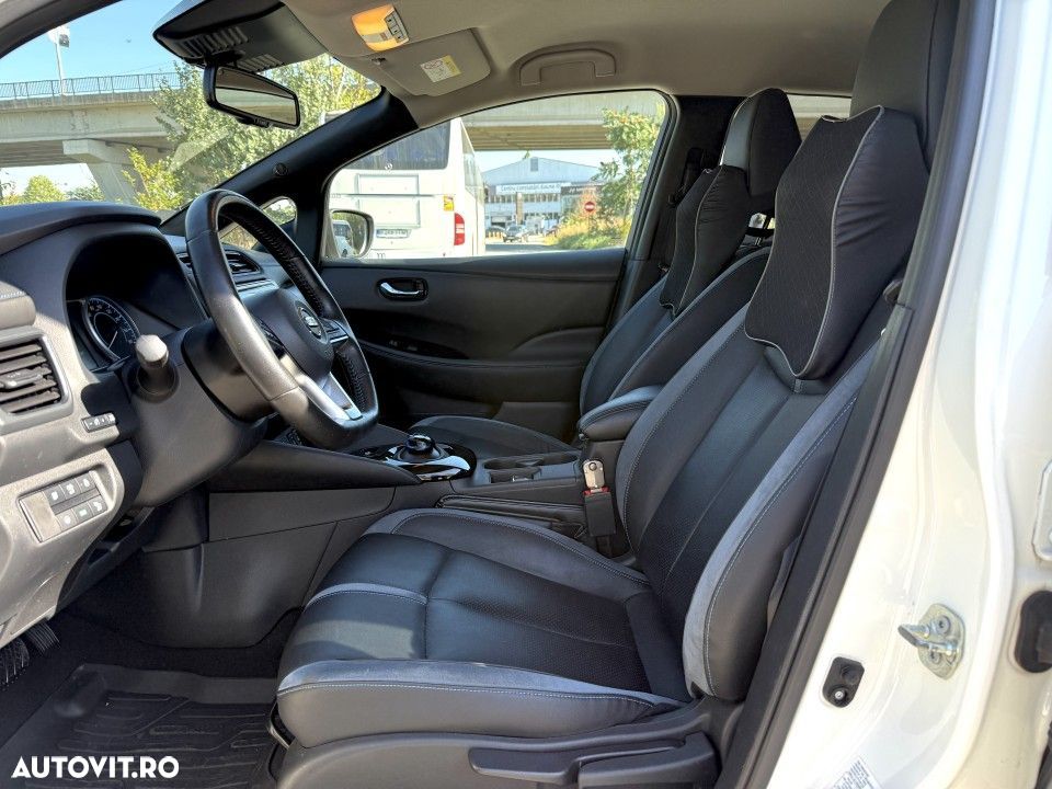 Nissan LEAF - 11