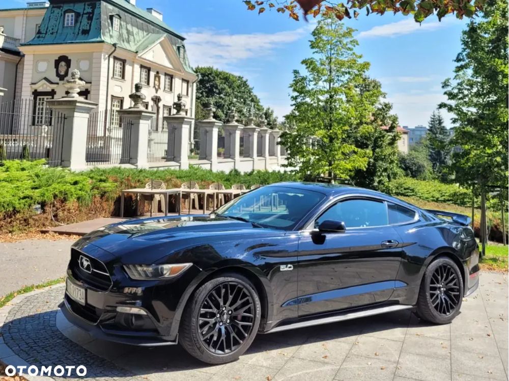 Ford Mustang Fastback GT - 1