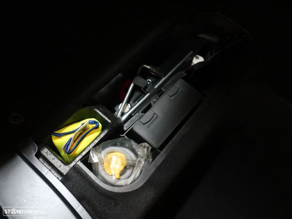 Mercedes-Benz E 220 CDI Auto Avantgarde - 14