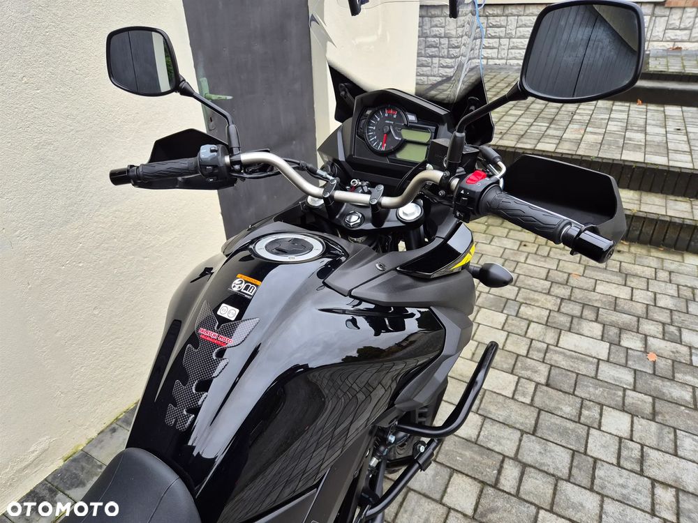 Suzuki V-STROM - 37