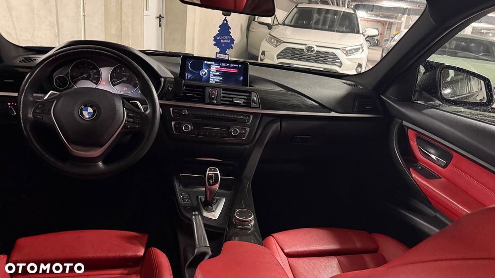 BMW Seria 3 328i xDrive Sport-Aut Sport Line - 23