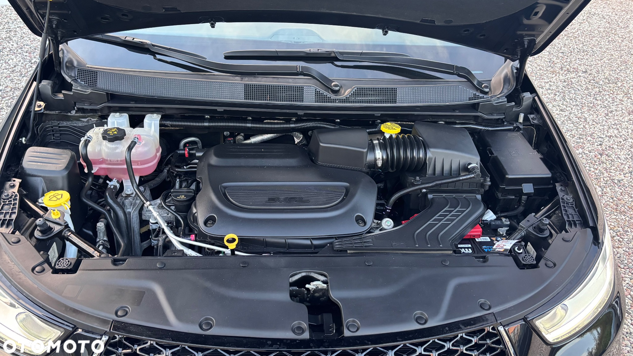 Chrysler Pacifica - 40
