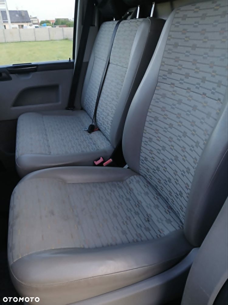 Volkswagen Transporter - 12