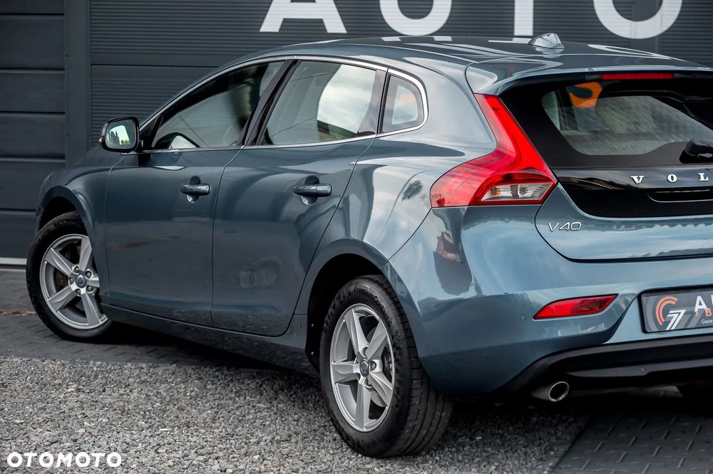 Volvo V40 - 9