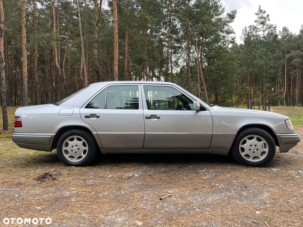 Mercedes-Benz Klasa E - 8