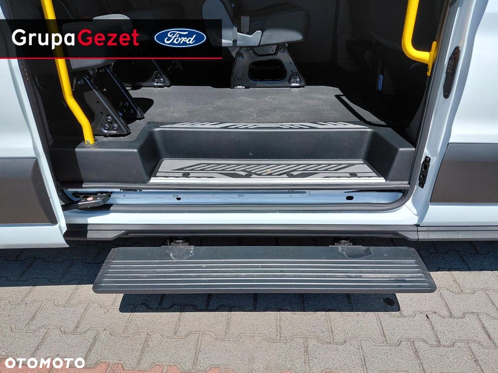 Ford Transit - 15
