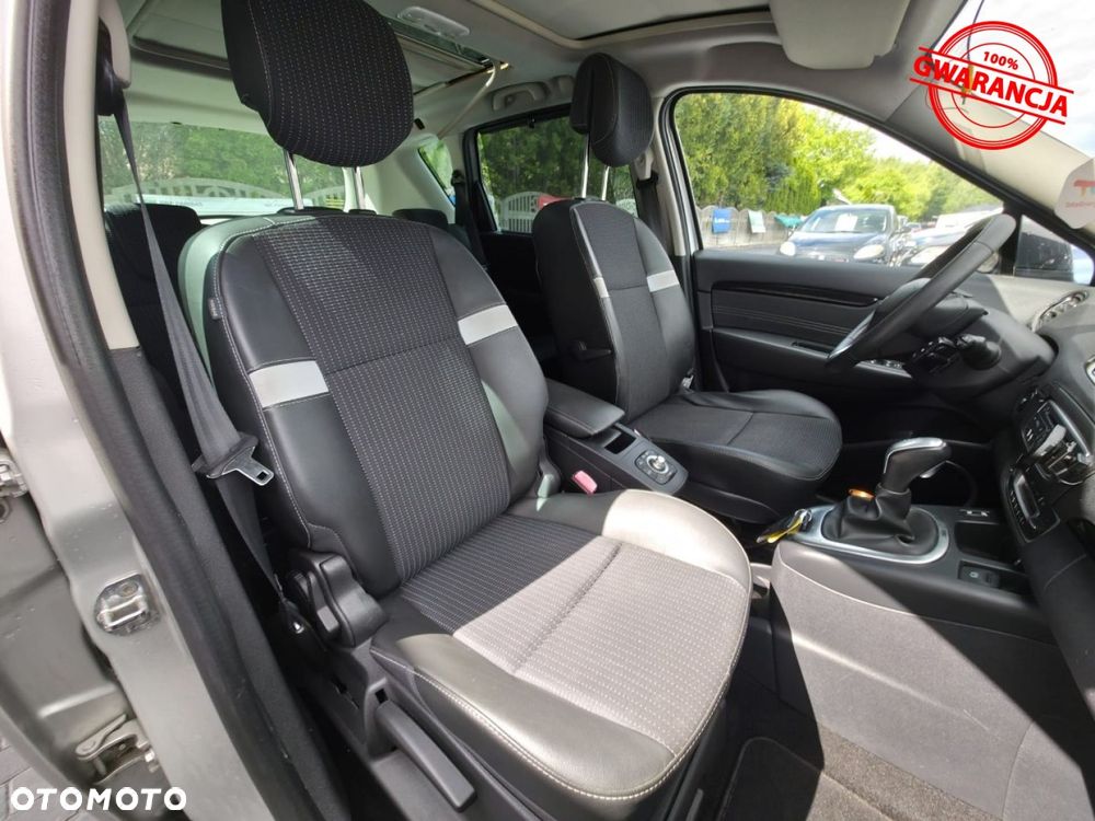 Renault Scenic dCi 110 EDC Paris - 24
