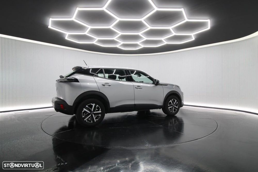 Peugeot 2008 1.2 PureTech Active - 9
