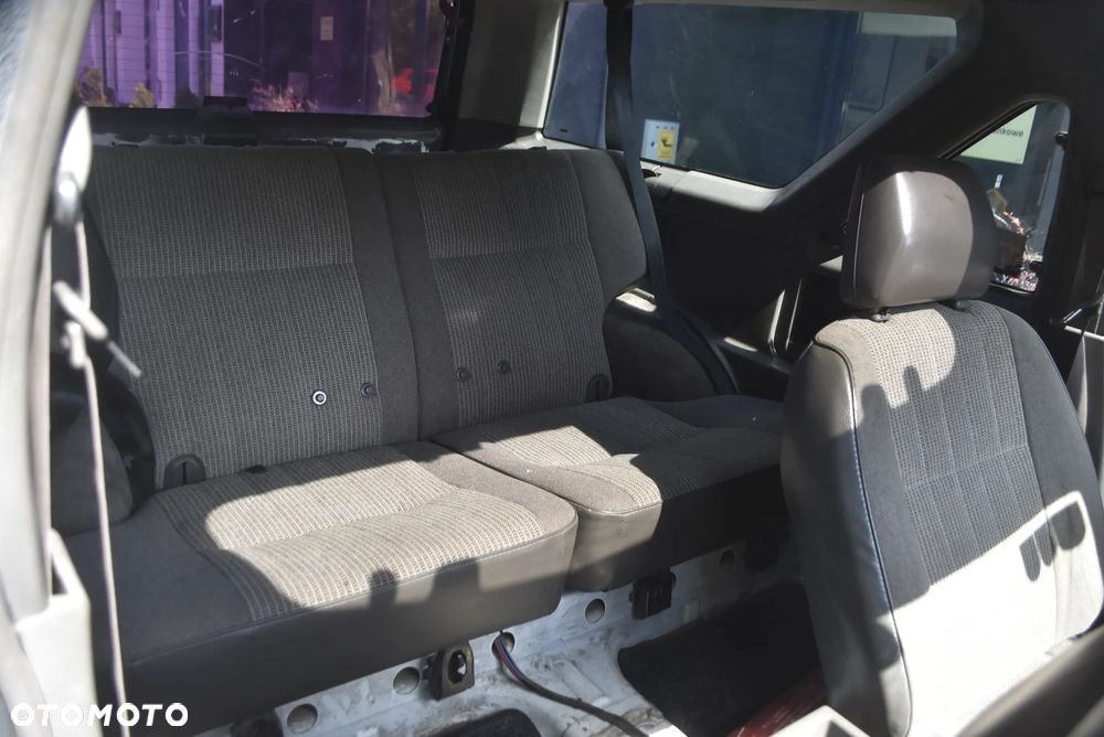 Nissan Terrano - 8