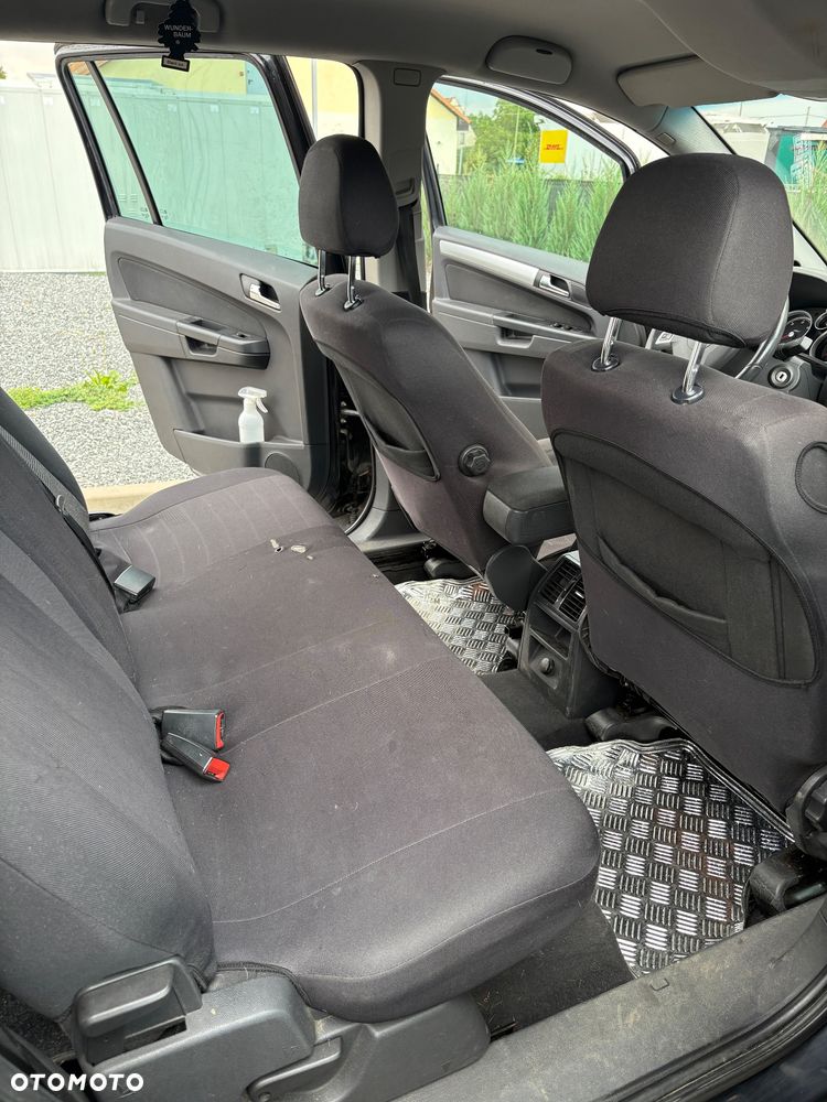 Opel Zafira 1.9 CDTI - 13