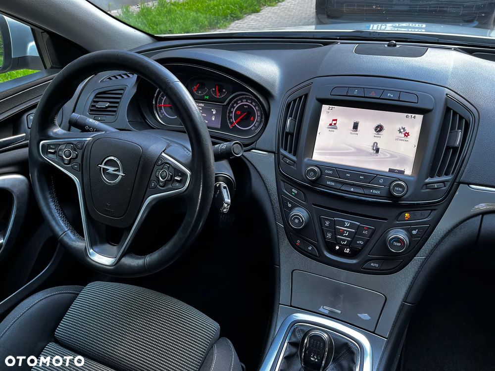 Opel Insignia - 15