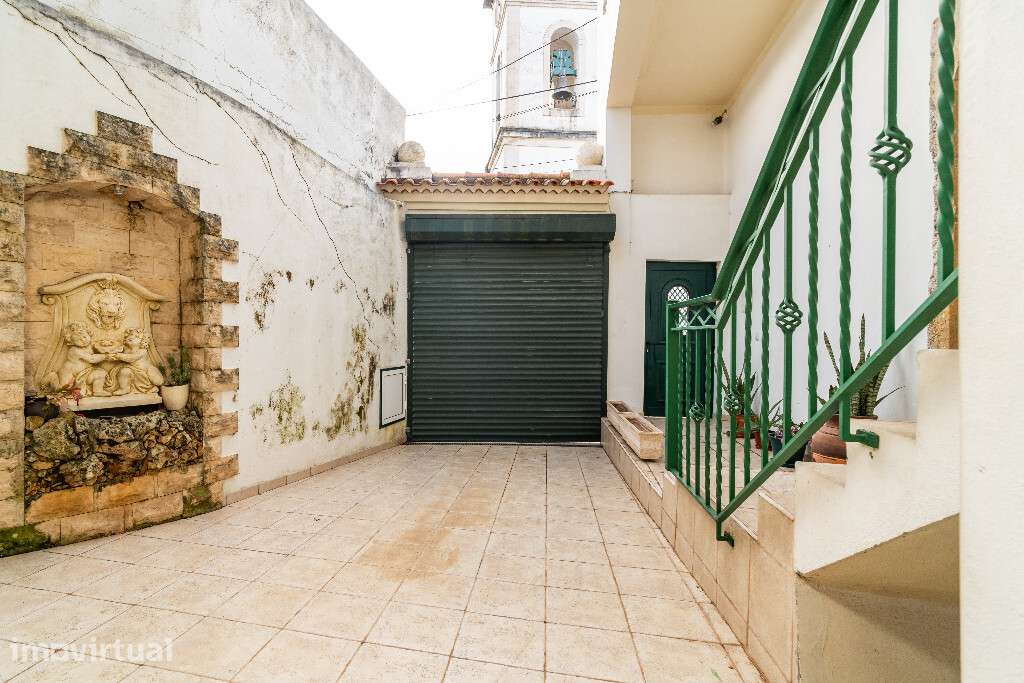 Moradia M3 + 1 com aparcamento em  Castelo Viegas, santa Clara - Grande imagem: 2/25