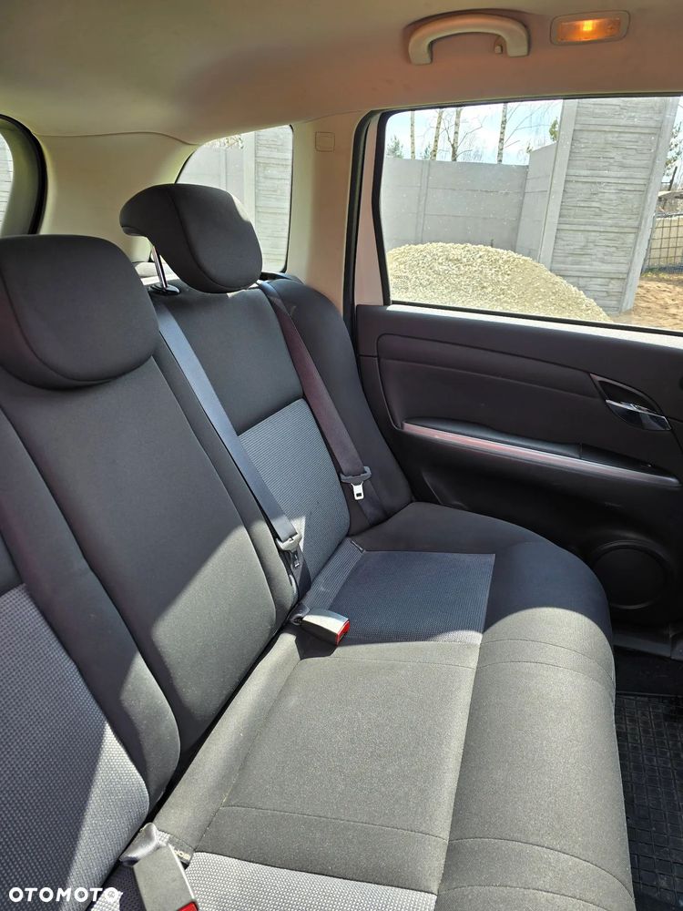 Fiat Croma 1.9 JTD Dynamic - 7