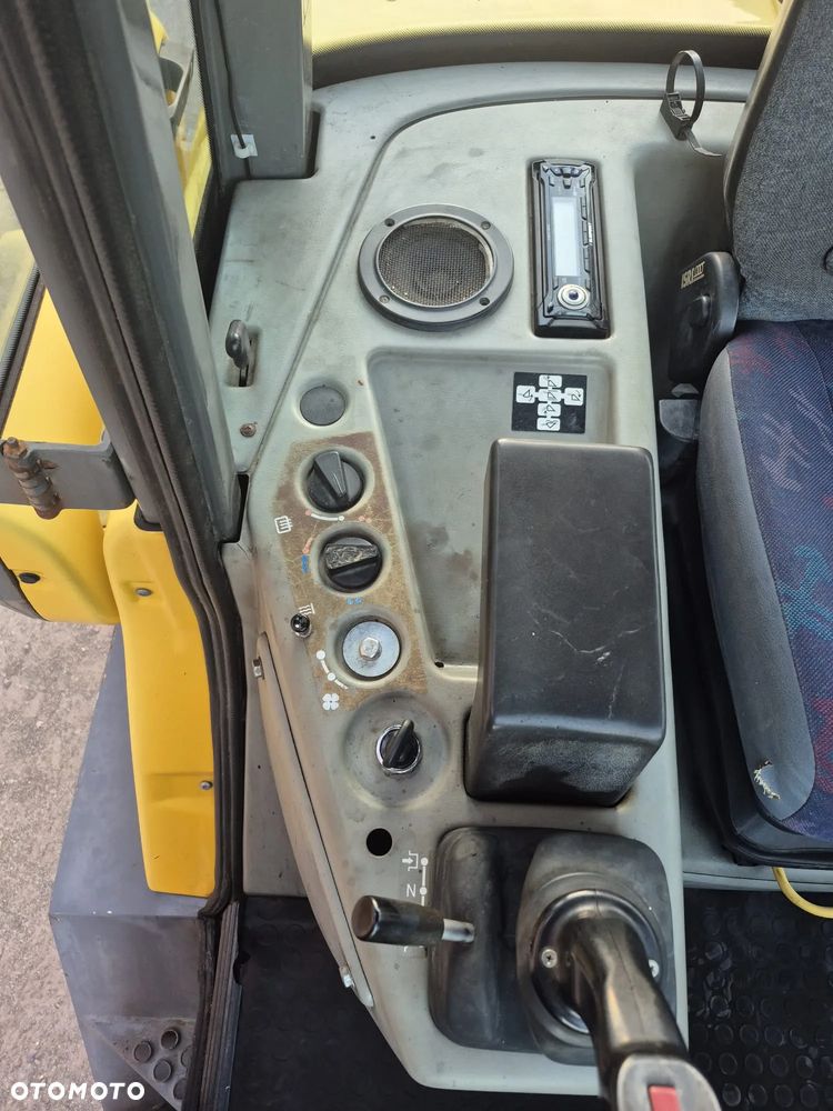 Komatsu WA65 4X4 2000R ŁADOWARKA ŁYŻKA WIDŁY SILNIK YANMAR 4 CYLINDRY DIESEL BEZ ADBLUE I TURBINY - 15