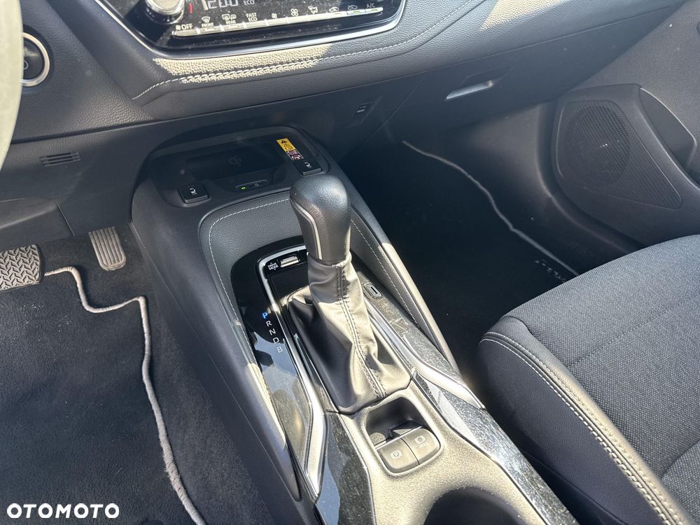 Toyota Corolla 1.8 Hybrid Style - 20