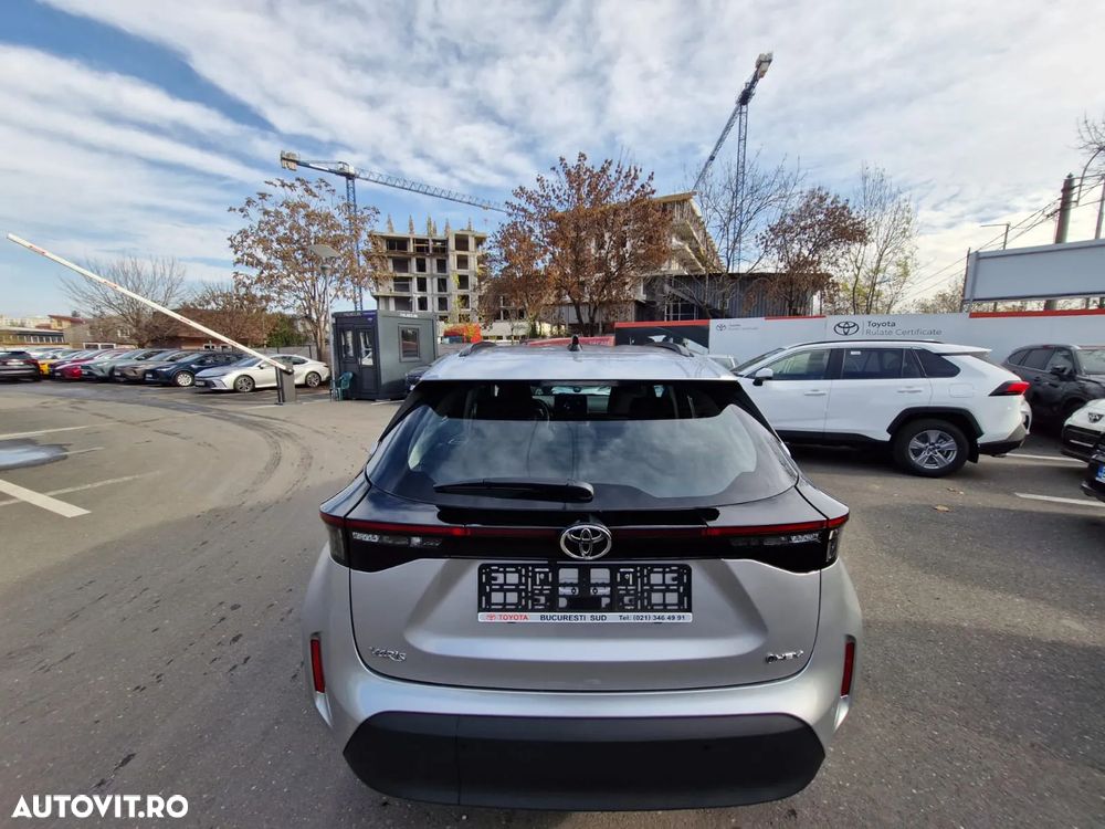 Toyota Yaris Cross - 8