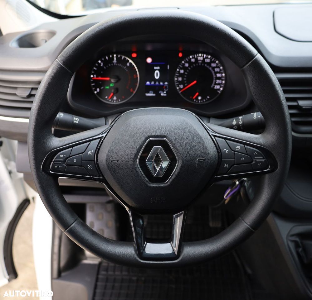 Renault Trafic L1H1 2.0 130CP - 16