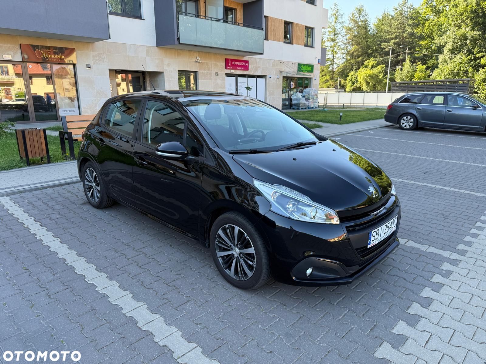 Peugeot 208 1.2 PureTech Allure - 1