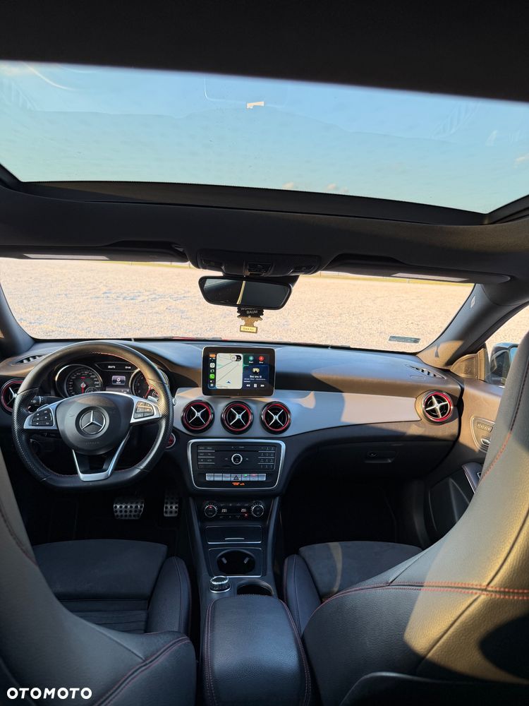 Mercedes-Benz CLA 250 4-Matic AMG Line - 8