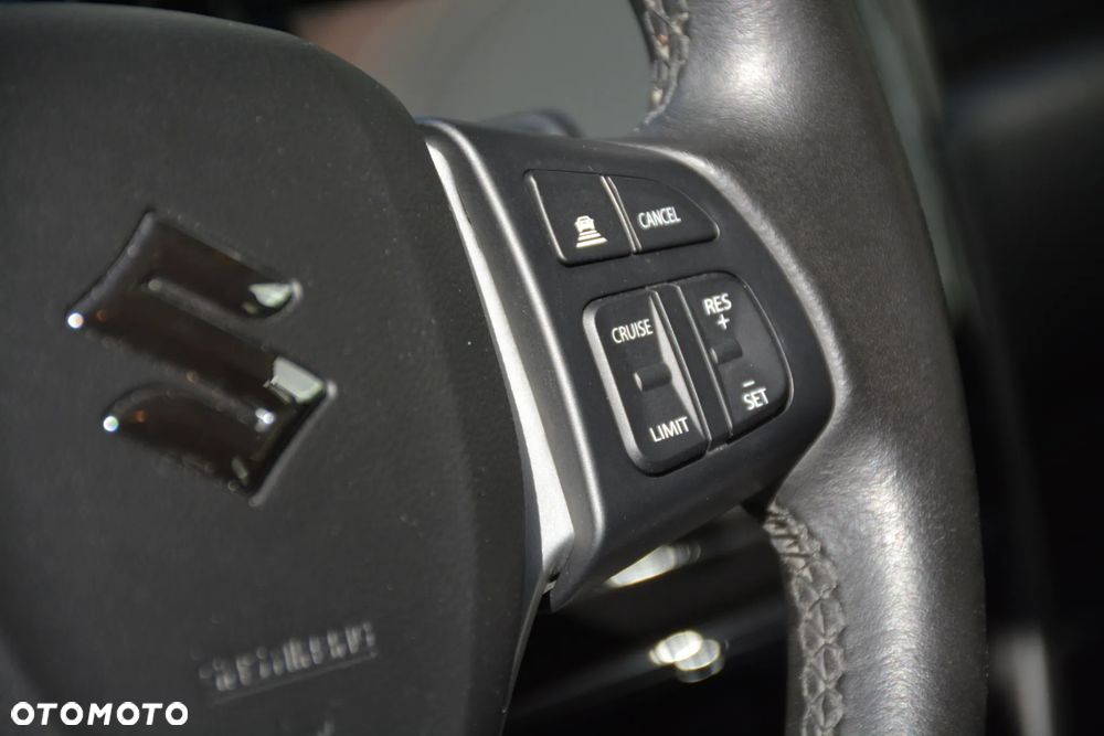 Suzuki Vitara 1.6 XLED 4WD - 12