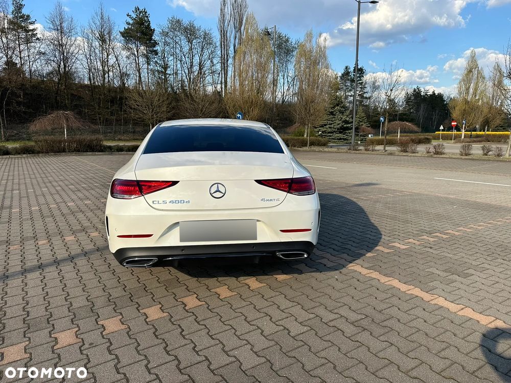 Mercedes-Benz CLS - 4