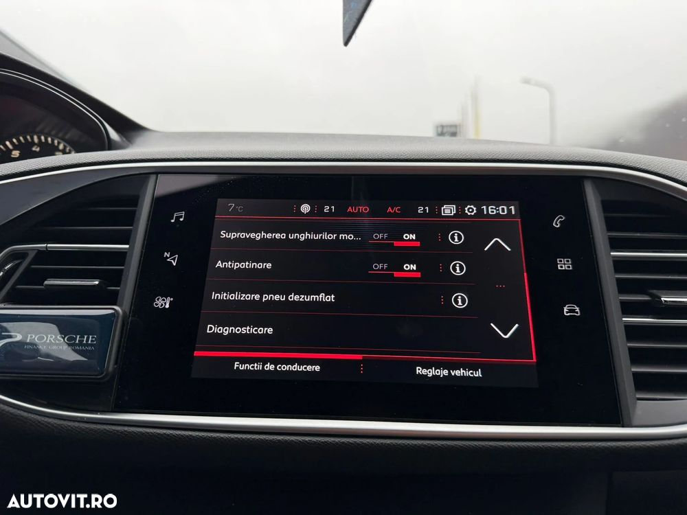 Peugeot 308 1.2L PureTech 130 S&S EAT8 GT - 28