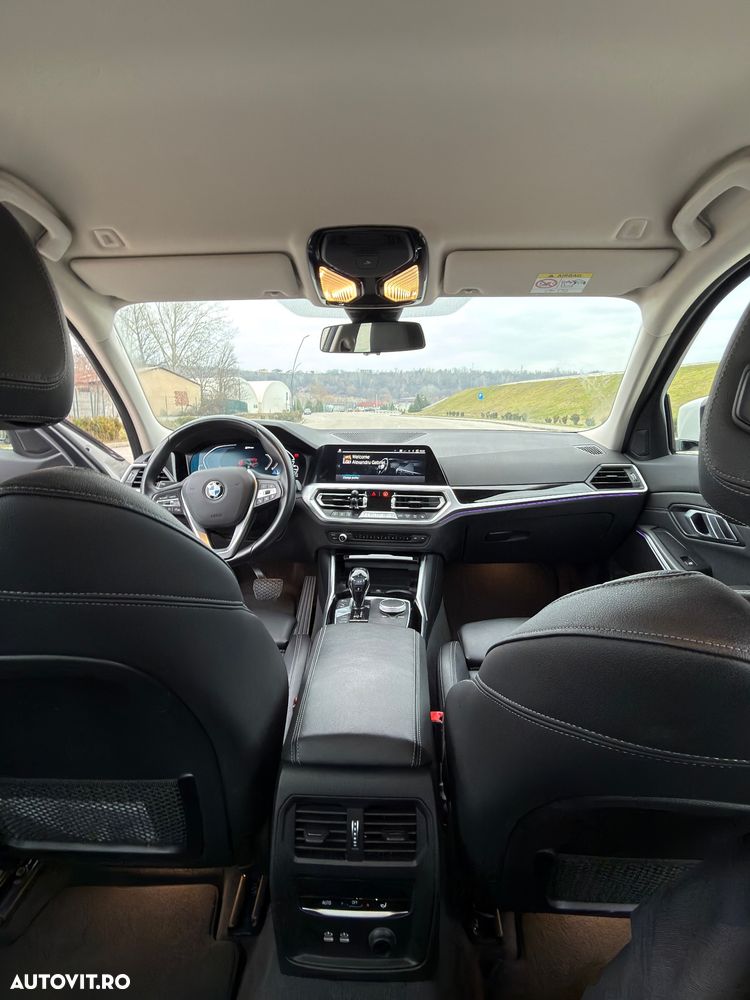 BMW Seria 3 330e Aut. - 16