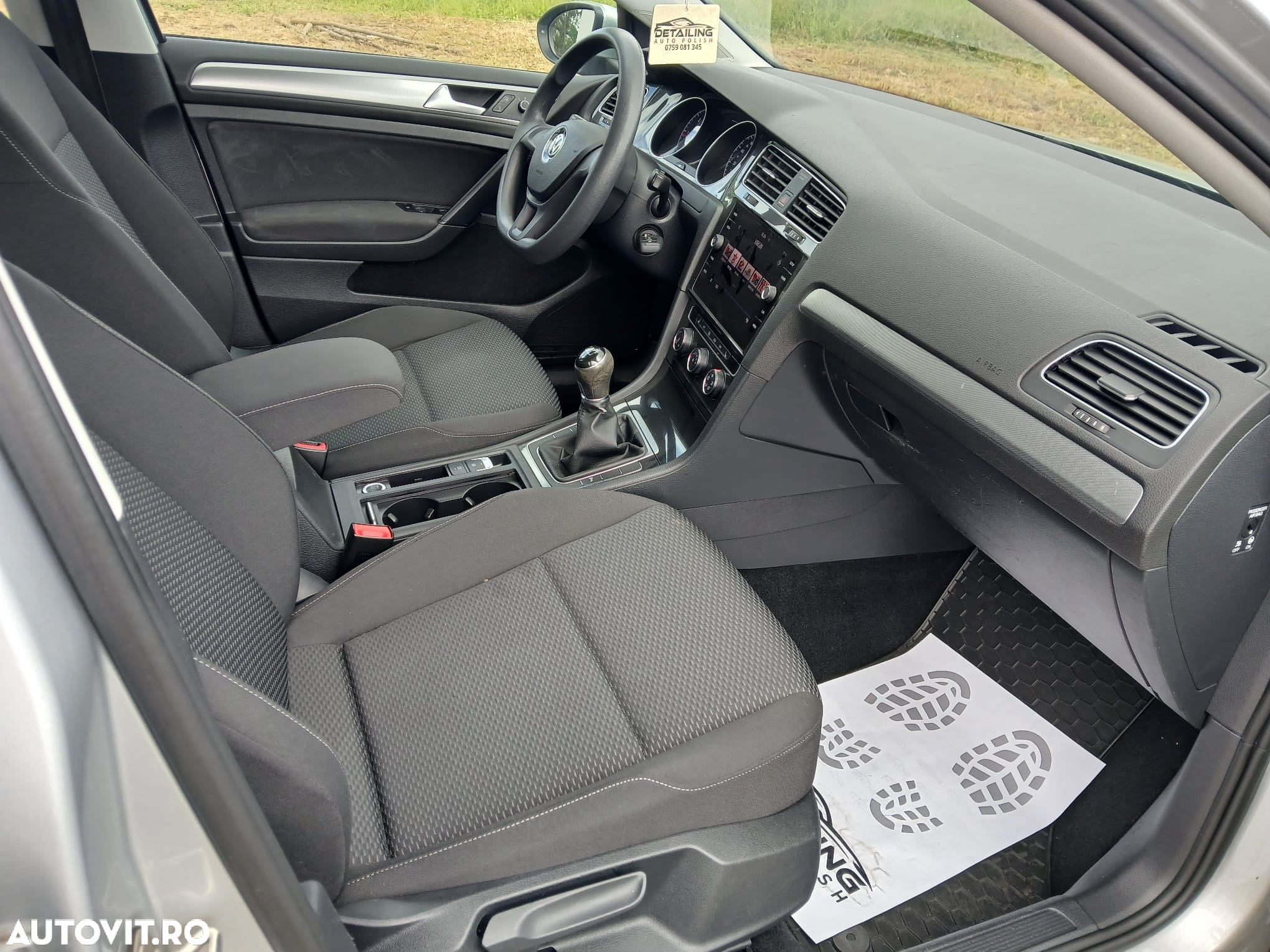 Volkswagen Golf 1.6 TDI Comfortline - 8