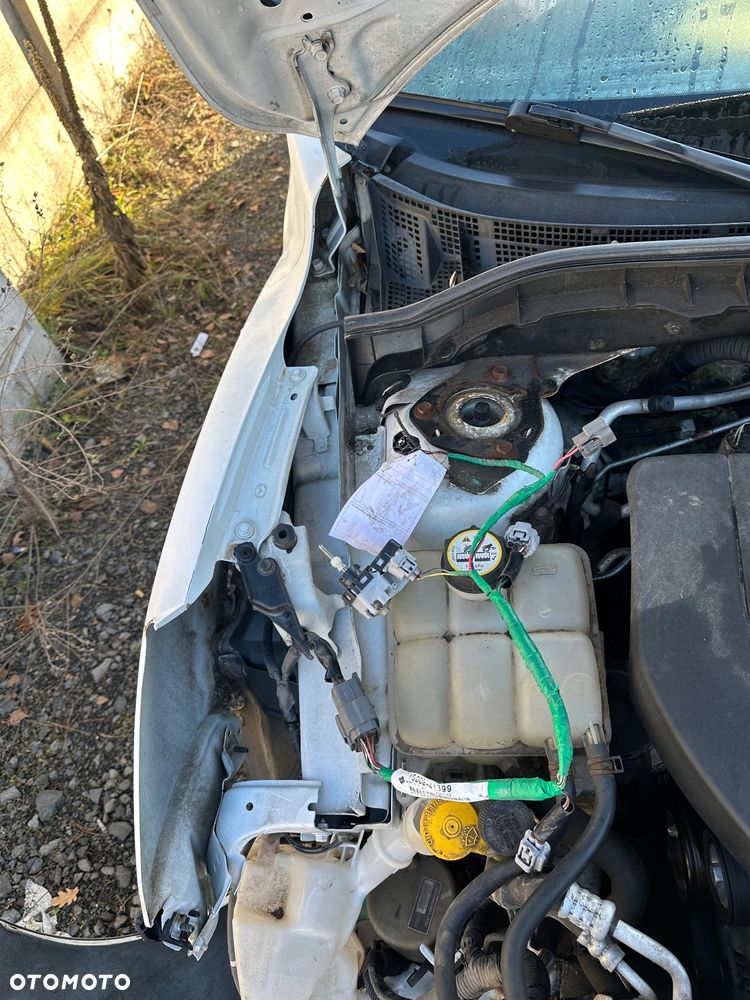 Mazda 3 2.0 MZR DISI Exclusive-Line - 14