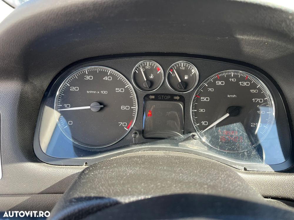 Peugeot 307 1.6 XT - 13