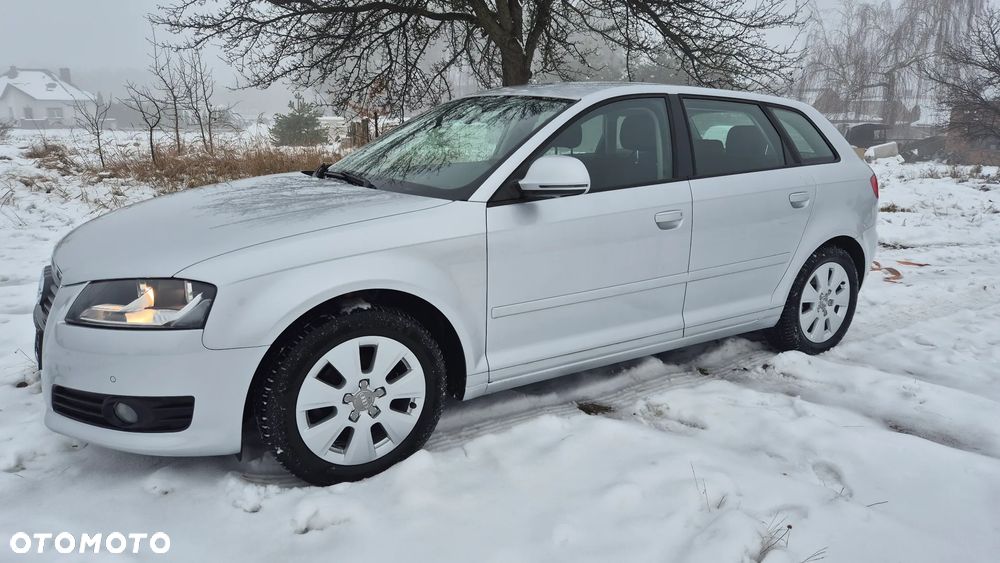 Audi A3 Sportback 1.6 Ambiente - 1