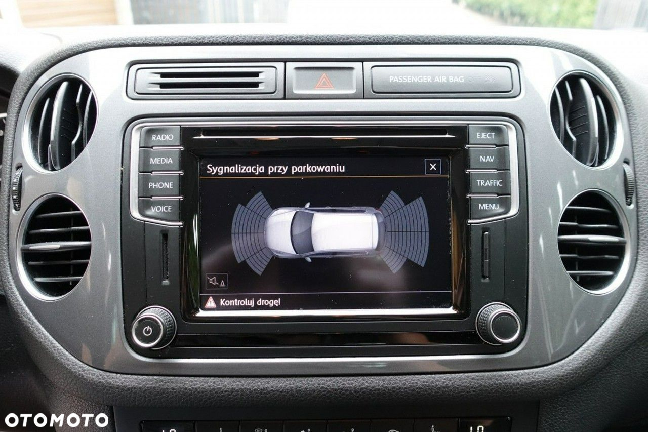 Volkswagen Tiguan - 16