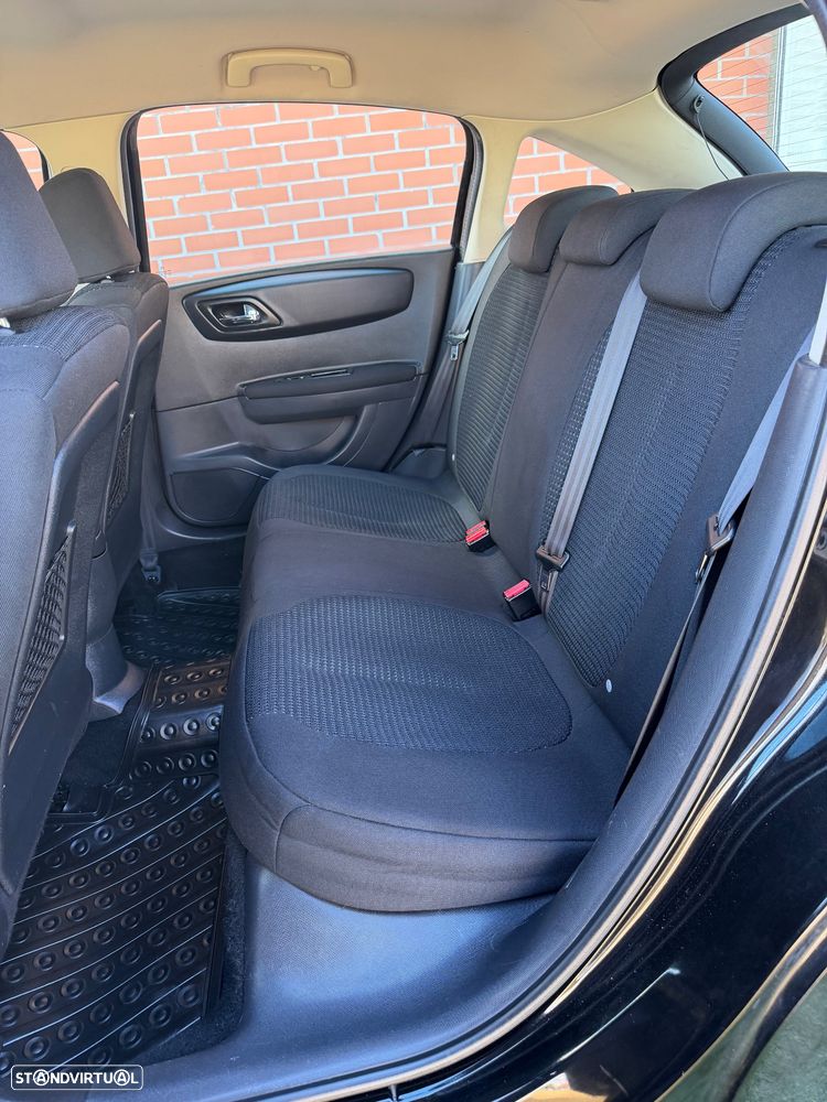 Citroën C4 1.6 HDi VTR Pack - 8